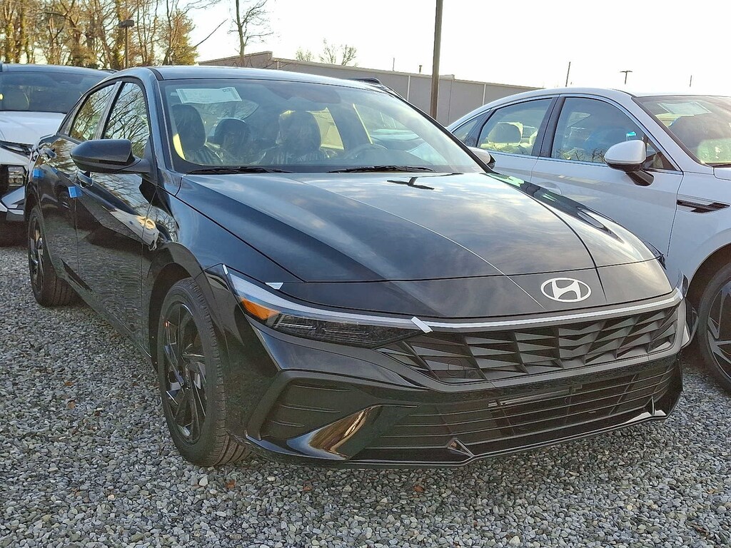 New 2026 Hyundai Elantra SEL Sport Sedan