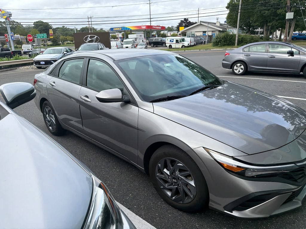 Certified 2024 Hyundai Elantra SEL Sedan