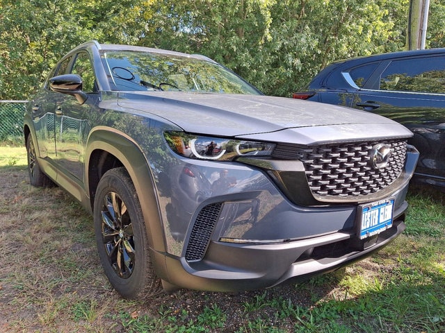 2025 Mazda CX-50 Select's photo