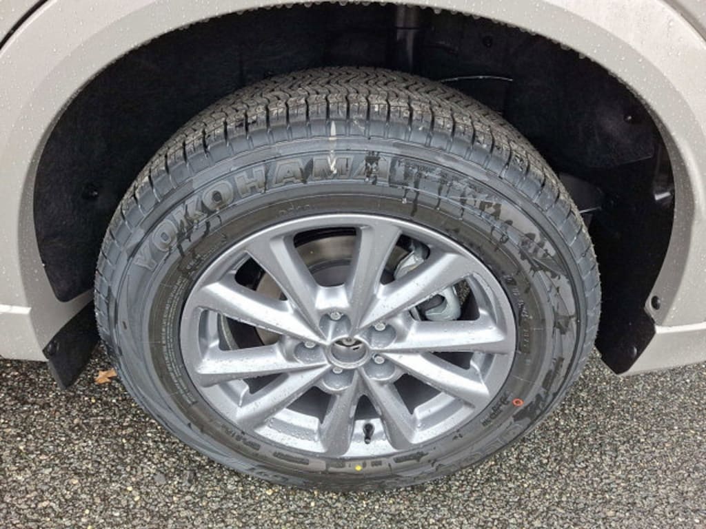 New 2025 Mazda CX-5 2.5 S Preferred AWD Sport Utility