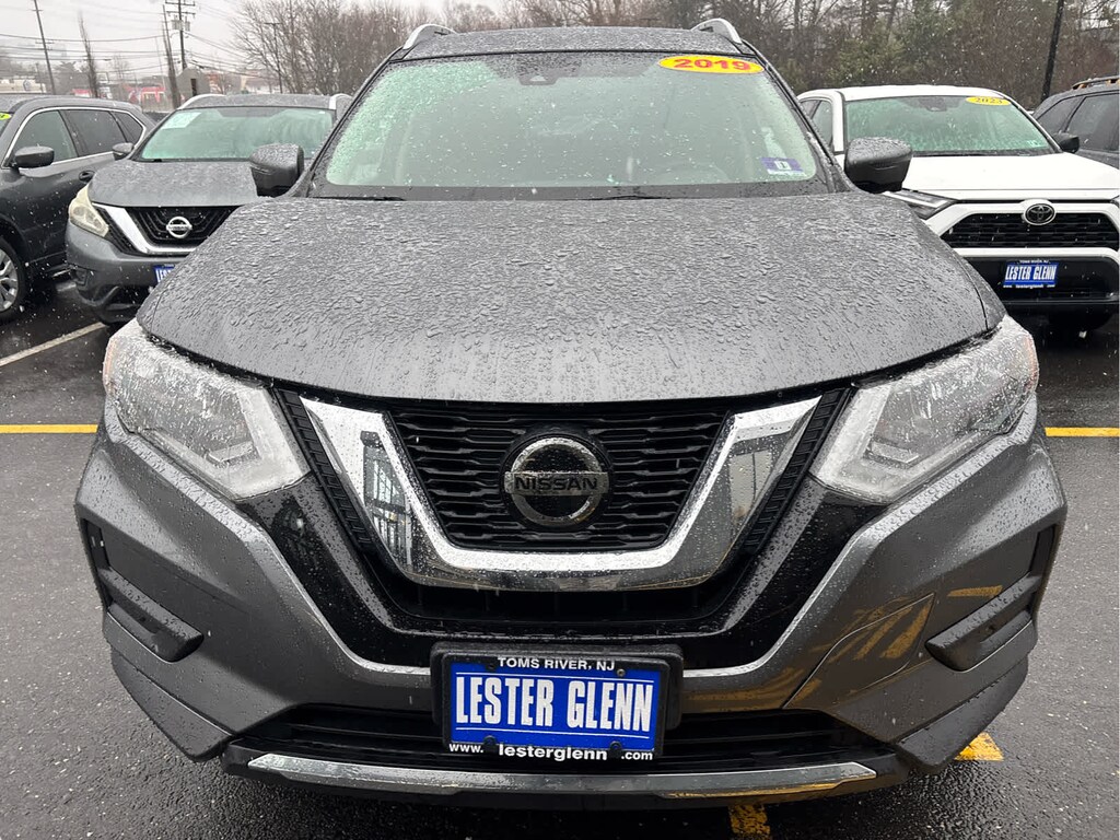Used 2019 Nissan Rogue SV SUV