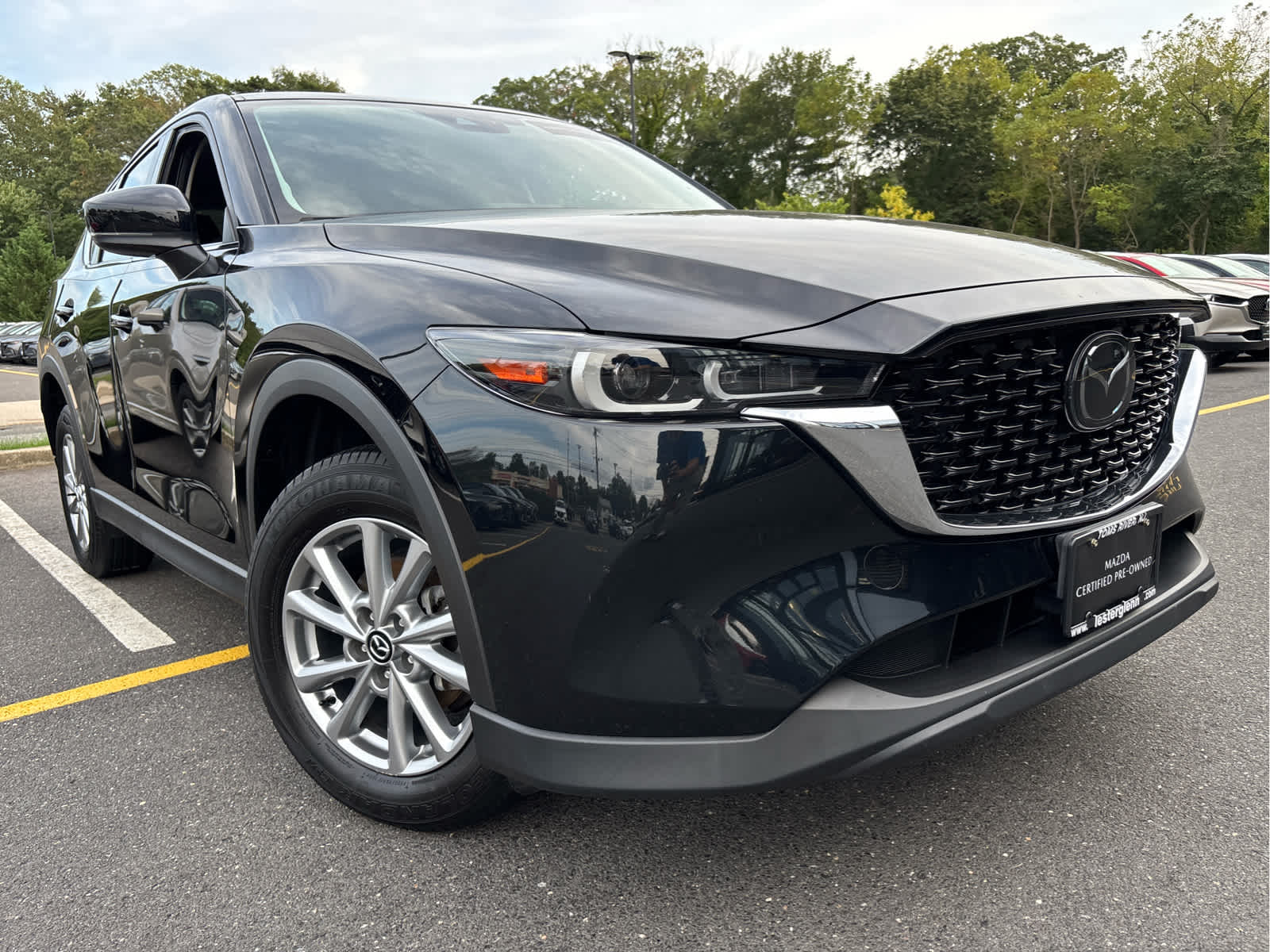2023 Mazda CX-5 2.5 S Preferred photo 2