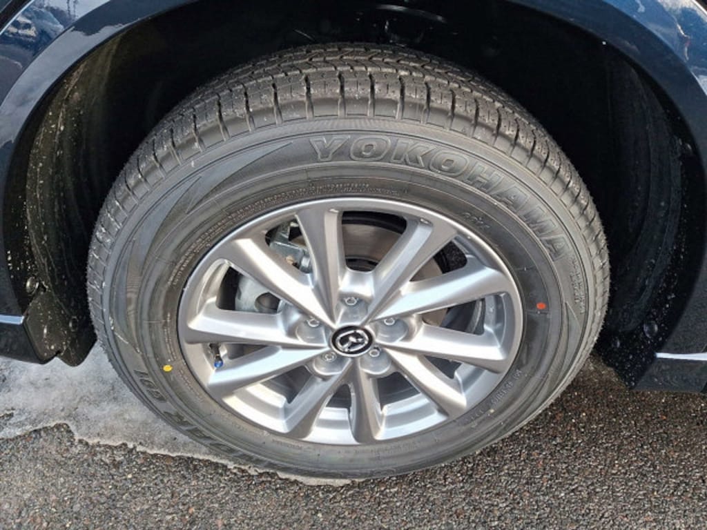 New 2025 Mazda CX-5 2.5 S Preferred AWD Sport Utility