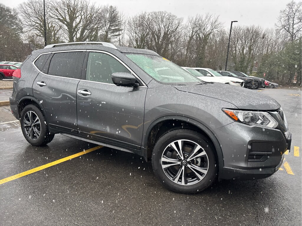 Used 2019 Nissan Rogue SV SUV