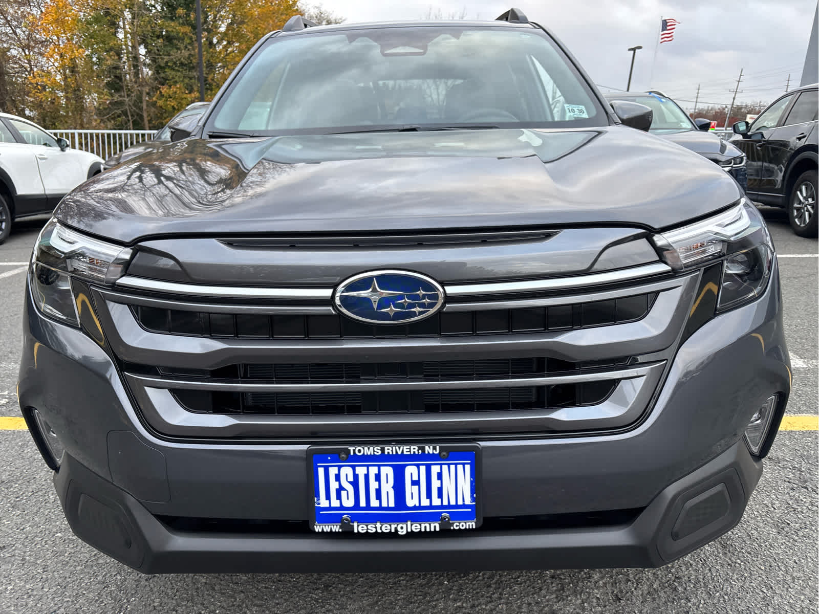 2025 Subaru Forester Premium photo 4