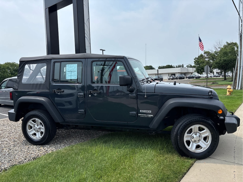 Used 2018 Jeep Wrangler JK Sport SUV