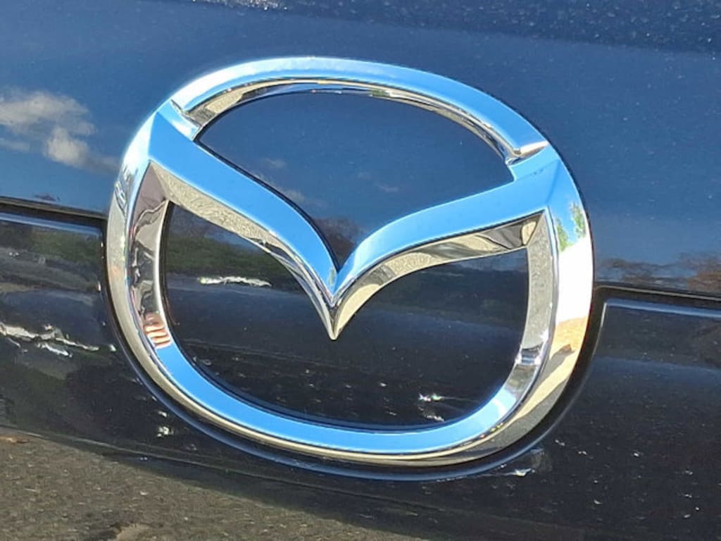 New 2025 Mazda CX-5 2.5 S Preferred AWD Sport Utility