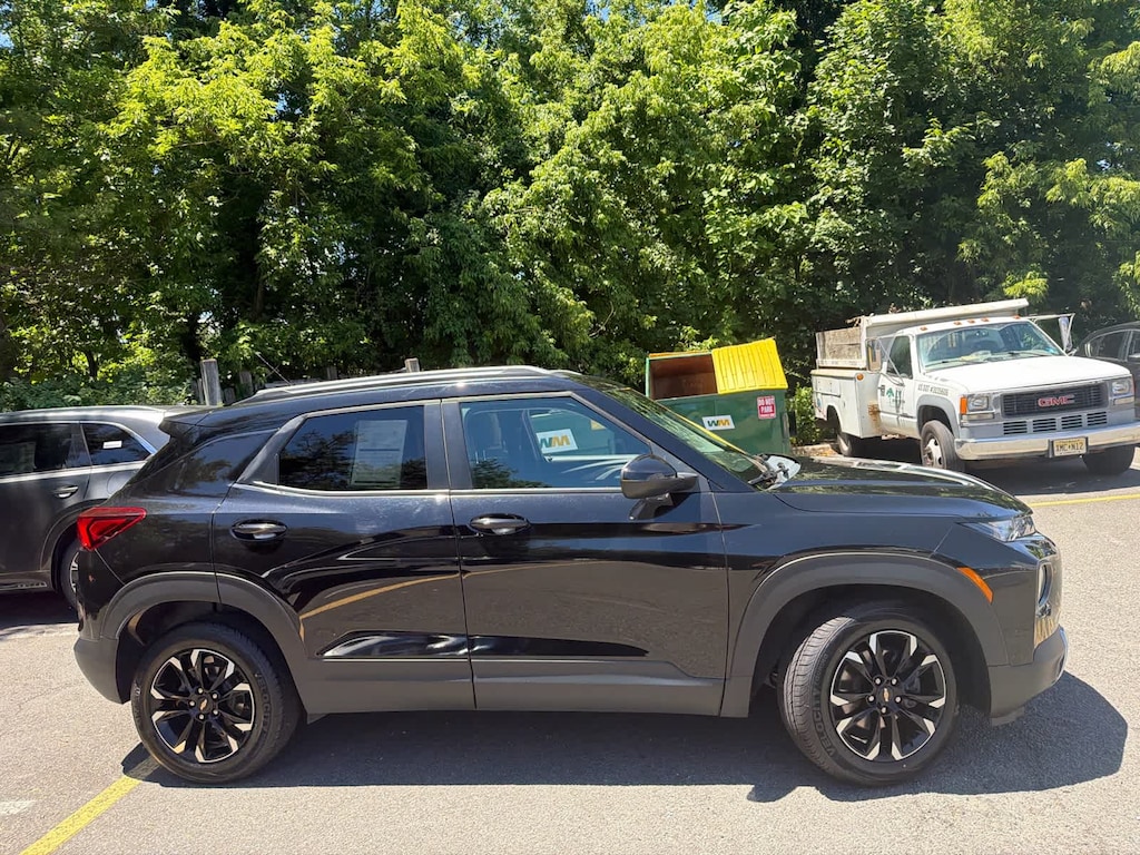 Used 2023 Chevrolet Trailblazer LT SUV