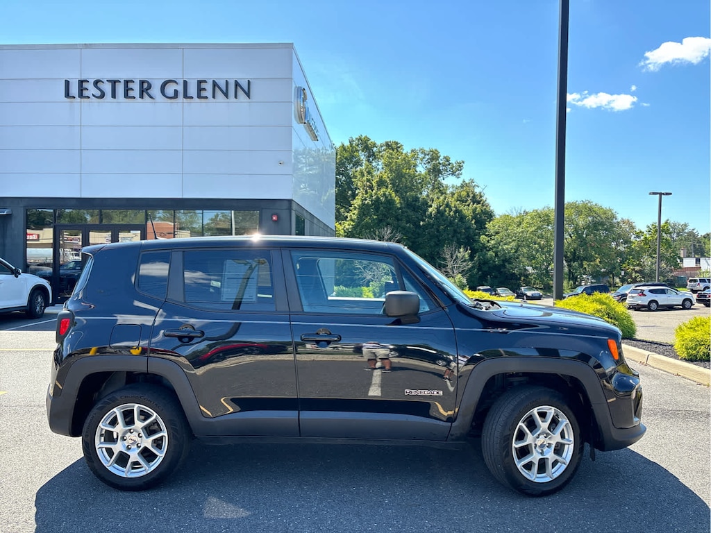 Used 2023 Jeep Renegade Latitude SUV