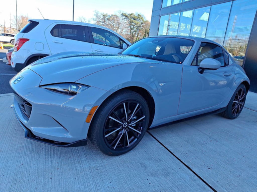 New 2025 Mazda MX-5 Miata RF Grand Touring CONVERTIBLE