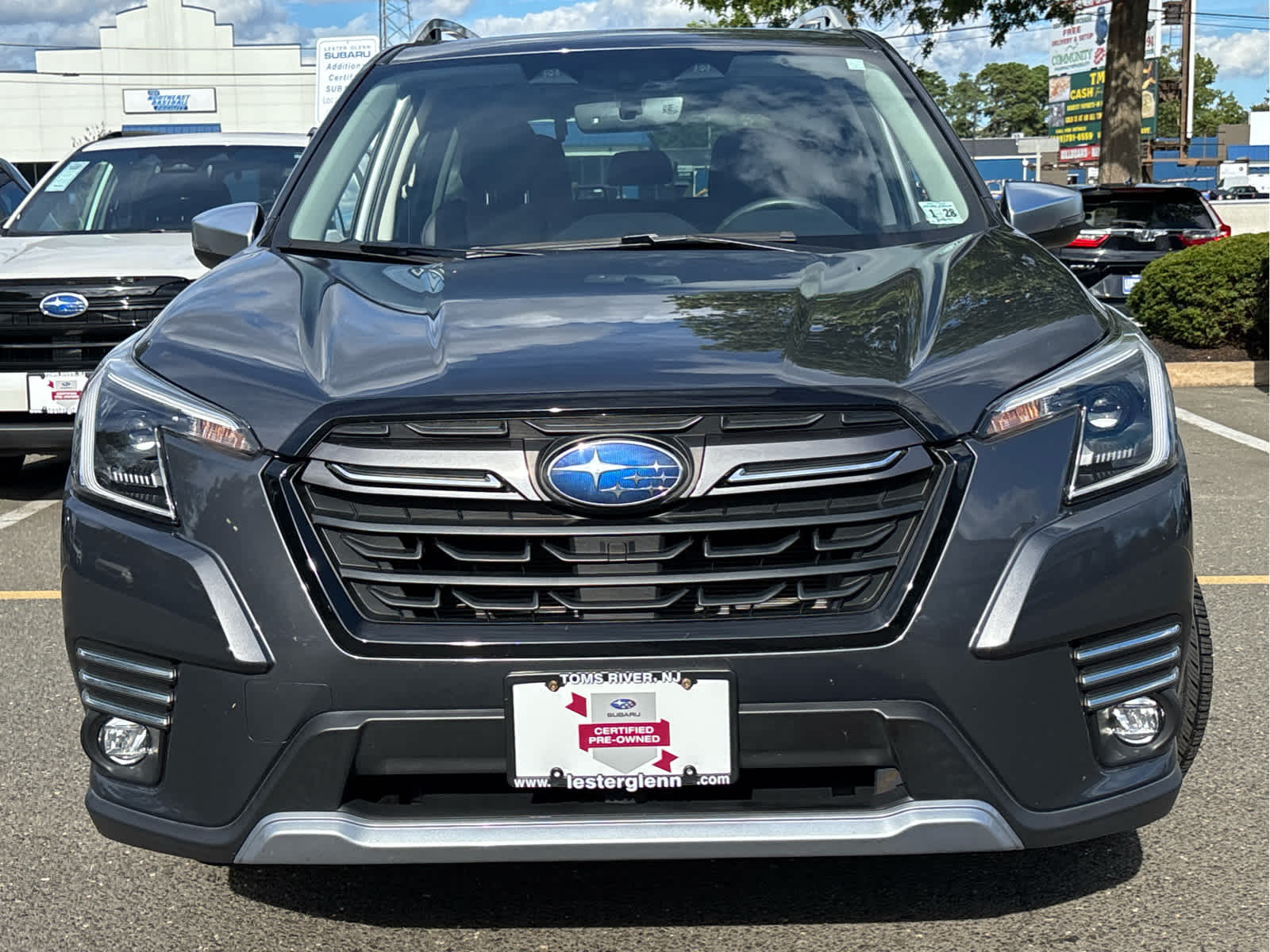 2023 Subaru Forester Touring photo 4