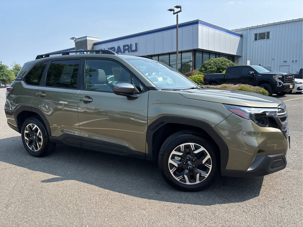 Used 2025 Subaru Forester Premium SUV