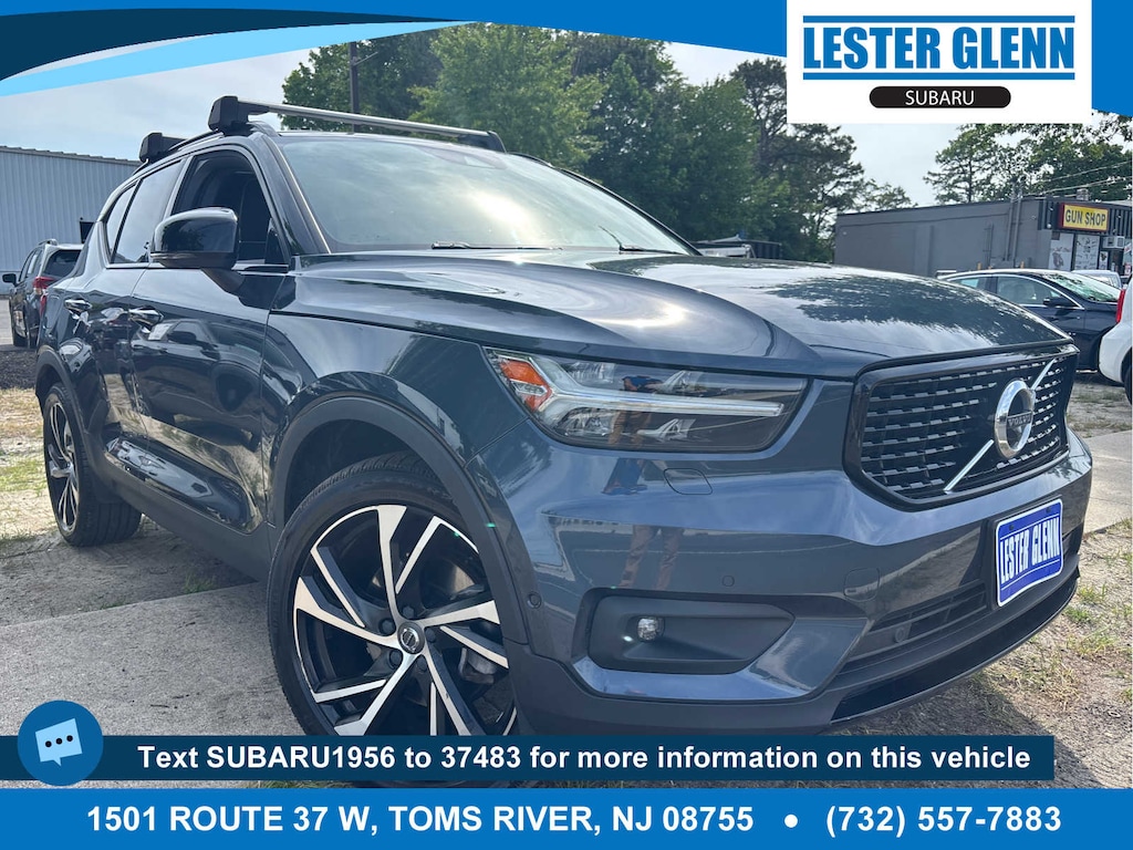 Used 2022 Volvo XC40 T5 AWD R-Design SUV