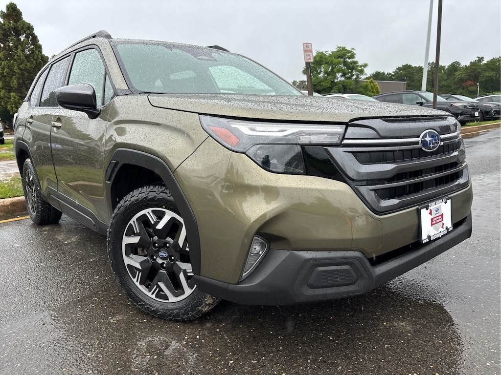 Used 2025 Subaru Forester Premium SUV
