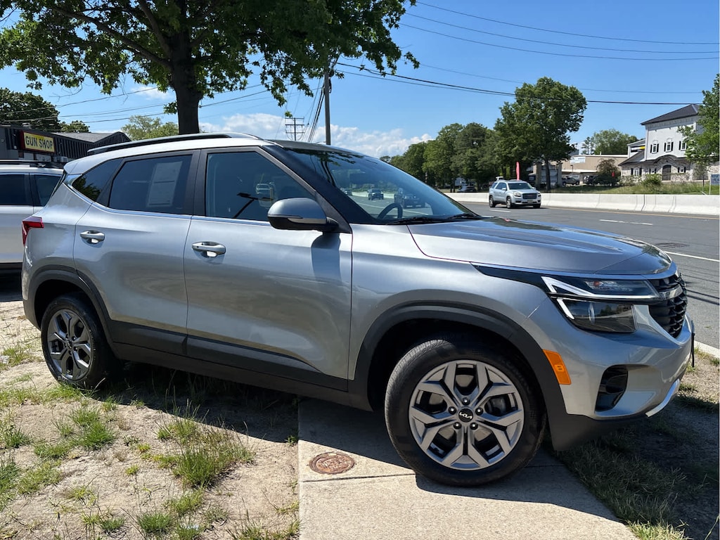 Used 2024 Kia Seltos S SUV