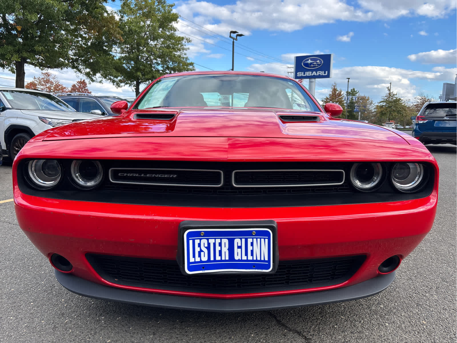 2019 Dodge Challenger SXT photo 4