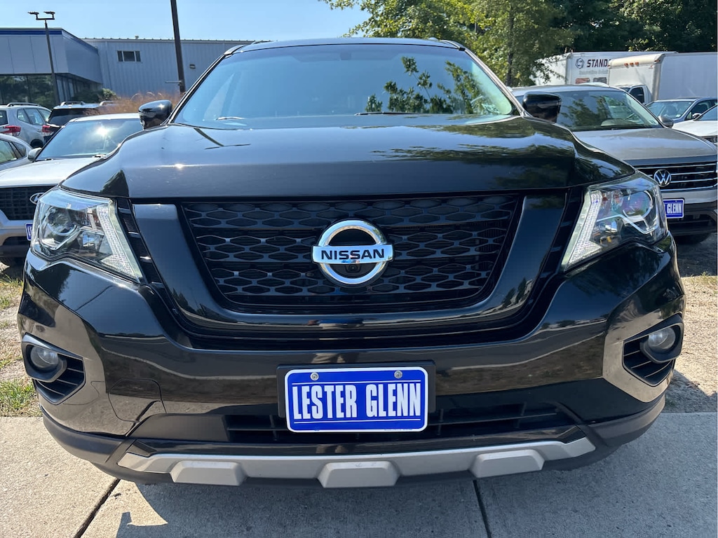 Used 2020 Nissan Pathfinder SL SUV