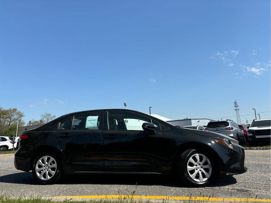 Used 2024 Toyota Corolla LE Sedan