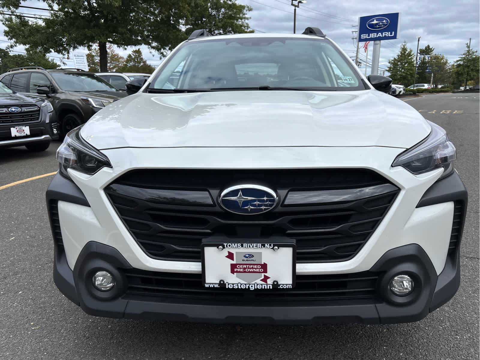 2023 Subaru Outback Onyx Edition photo 2
