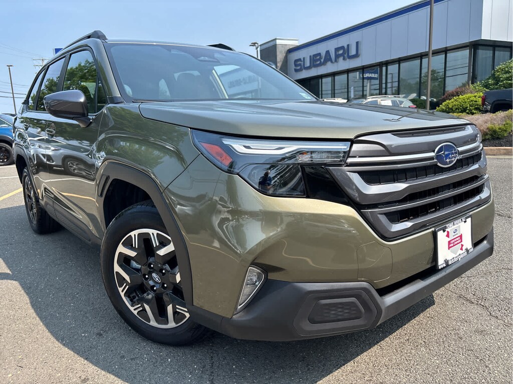 Used 2025 Subaru Forester Premium SUV