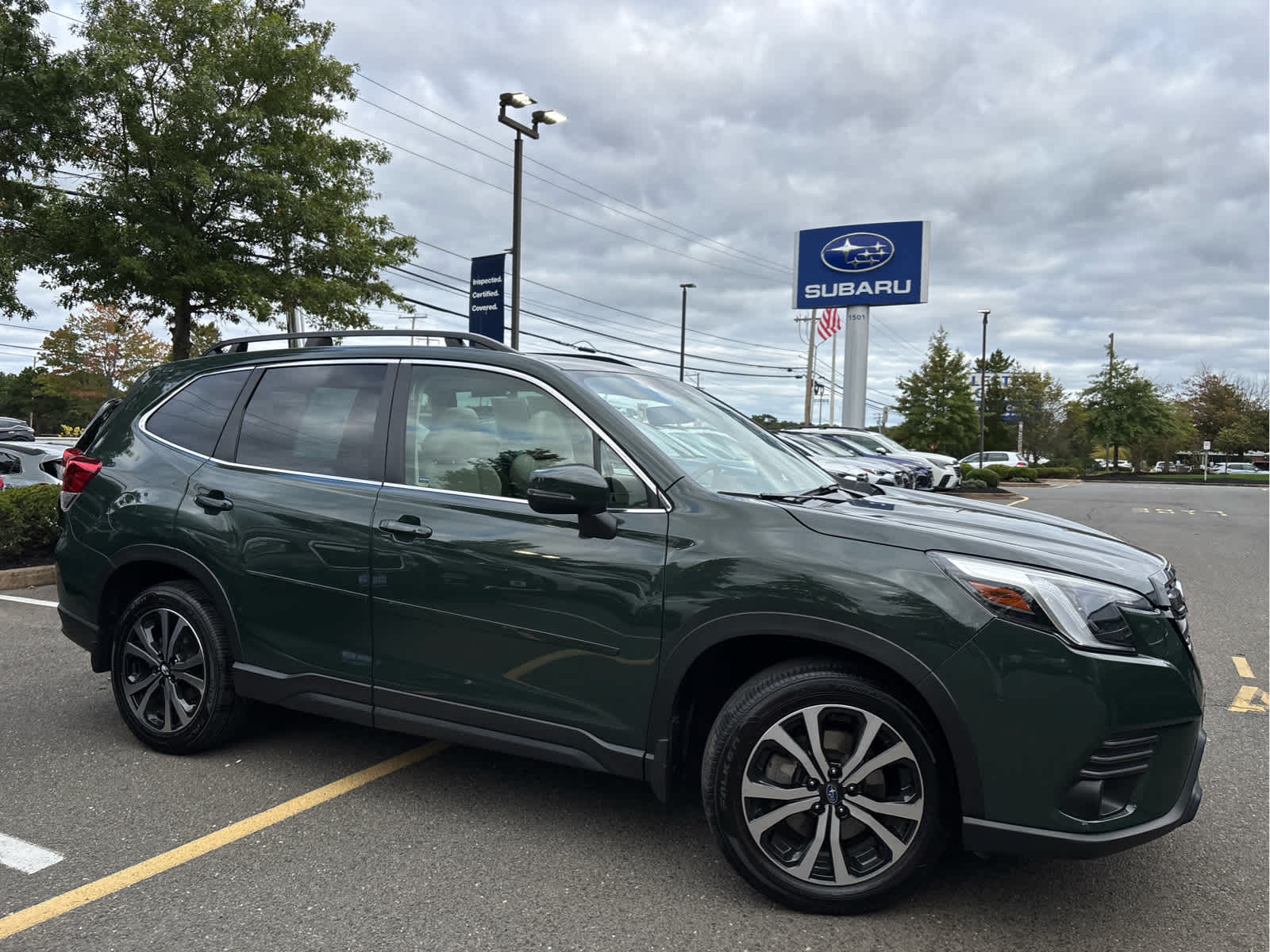 2022 Subaru Forester Limited photo 3