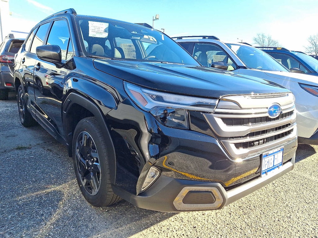 New 2025 Subaru Forester Hybrid Limited SUV