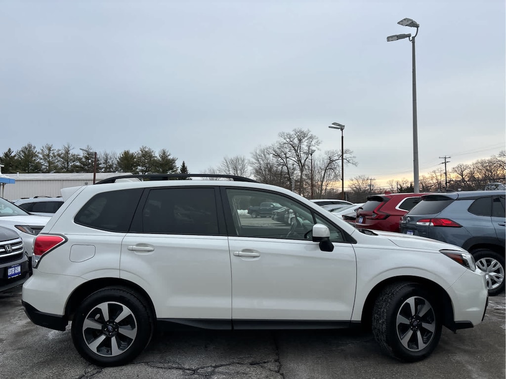 Used 2017 Subaru Forester 2.5i Premium SUV