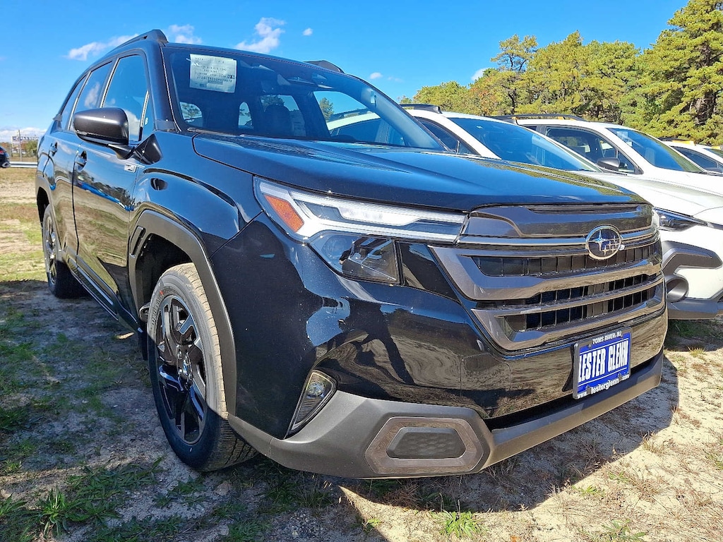 New 2025 Subaru Forester Hybrid Limited SUV