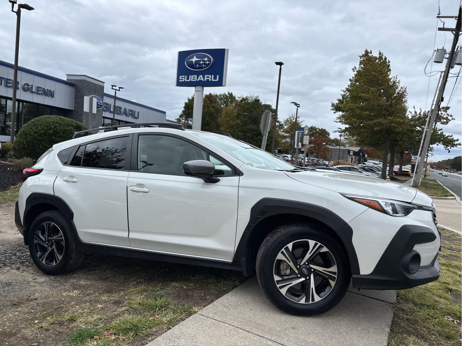 2024 Subaru Crosstrek Premium photo 2