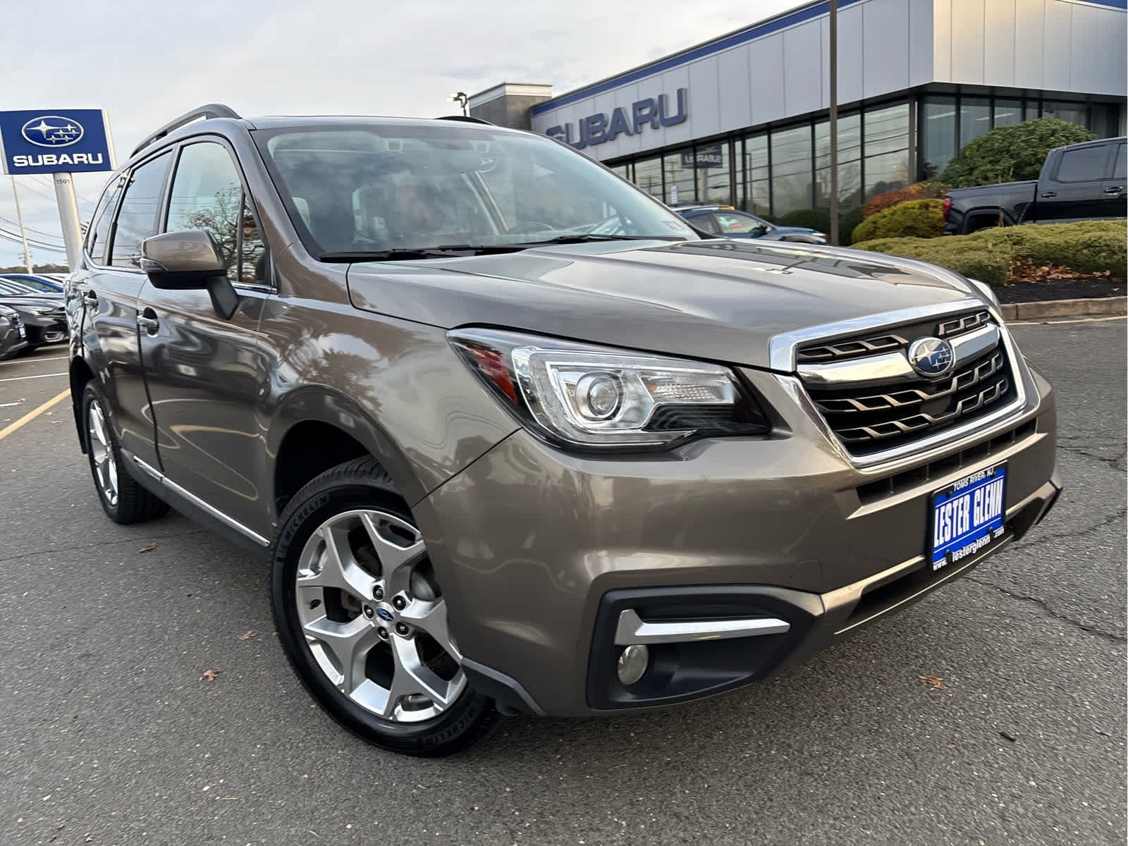 2018 Subaru Forester 2.5i Touring photo 2