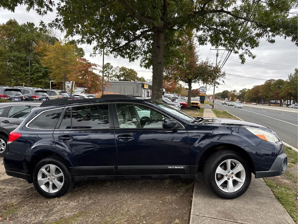Used 2014 Subaru Outback 2.5i Premium (CVT) SUV