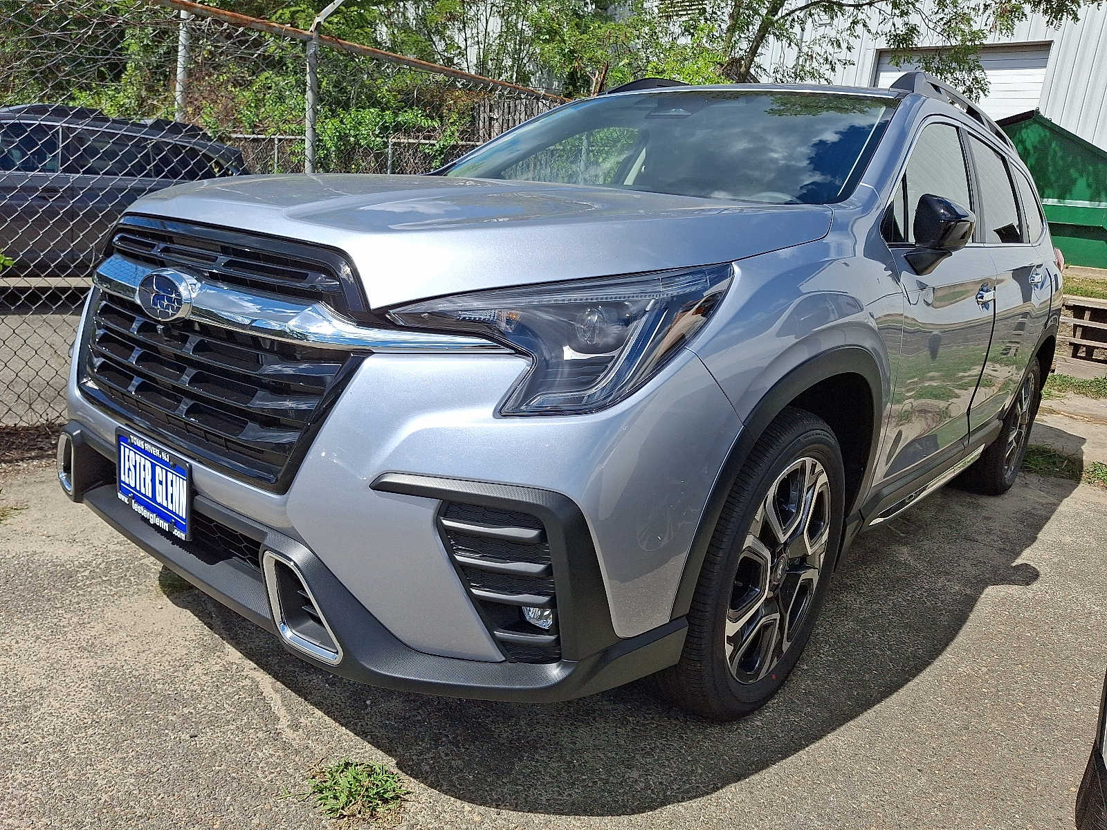 2025 Subaru Ascent Touring photo 2