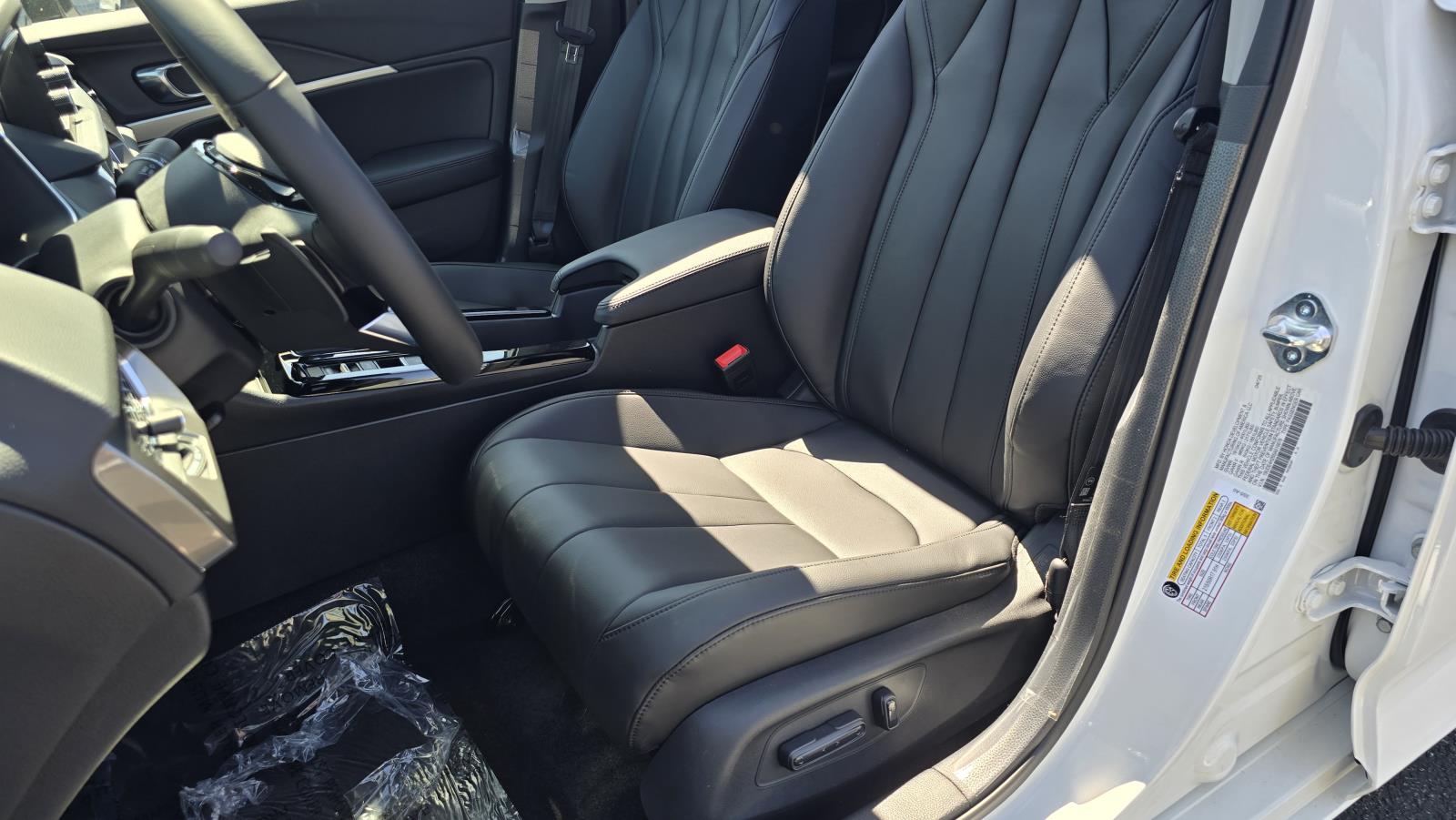 2025 Acura Integra Base - Photo 16