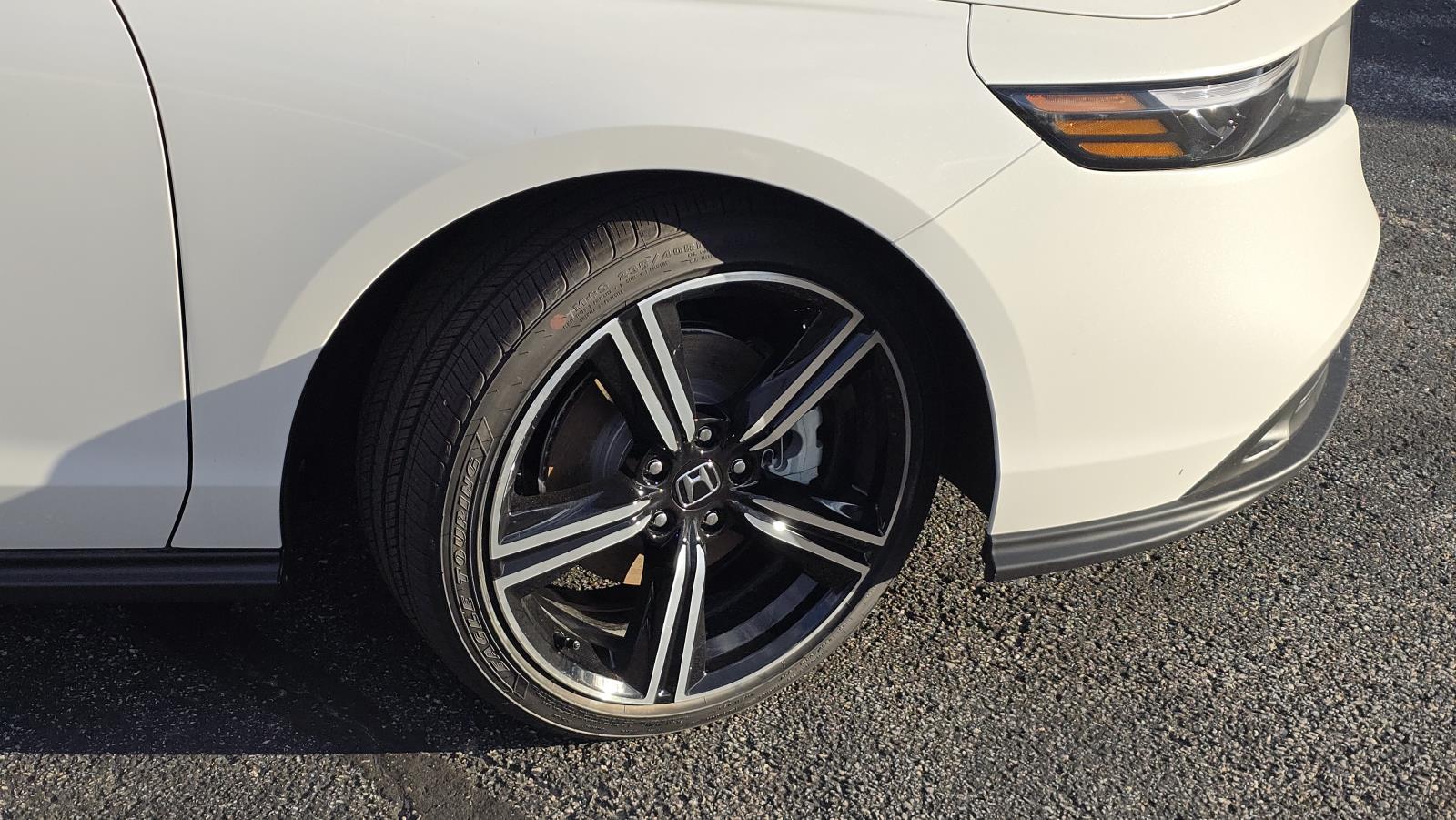 2025 Honda Accord Hybrid Sport - Photo 6