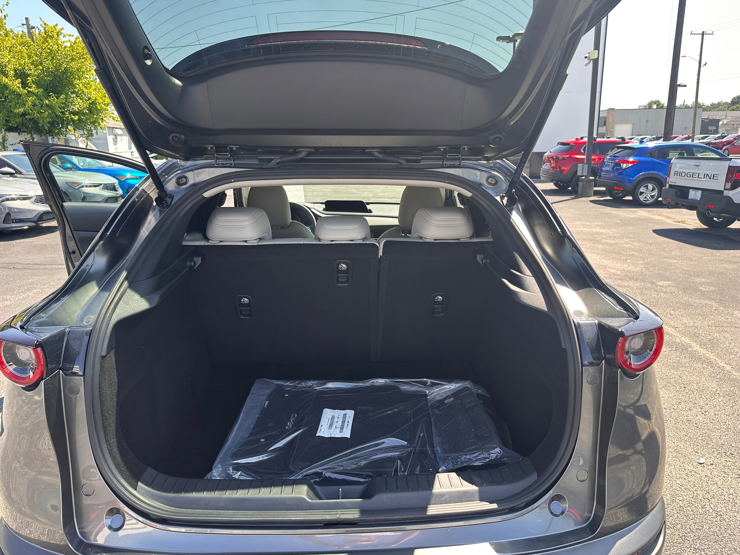 2025 Mazda CX-30 Preferred - Photo 17