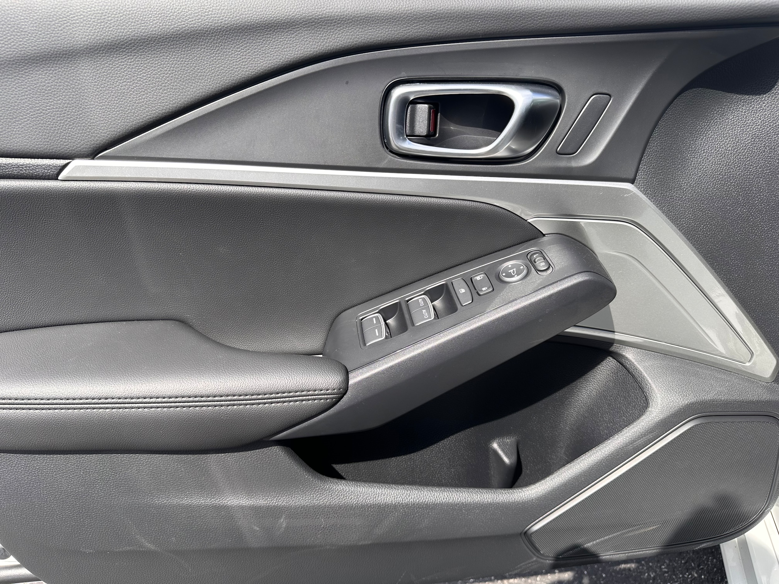 2025 Acura Integra Base - Photo 11