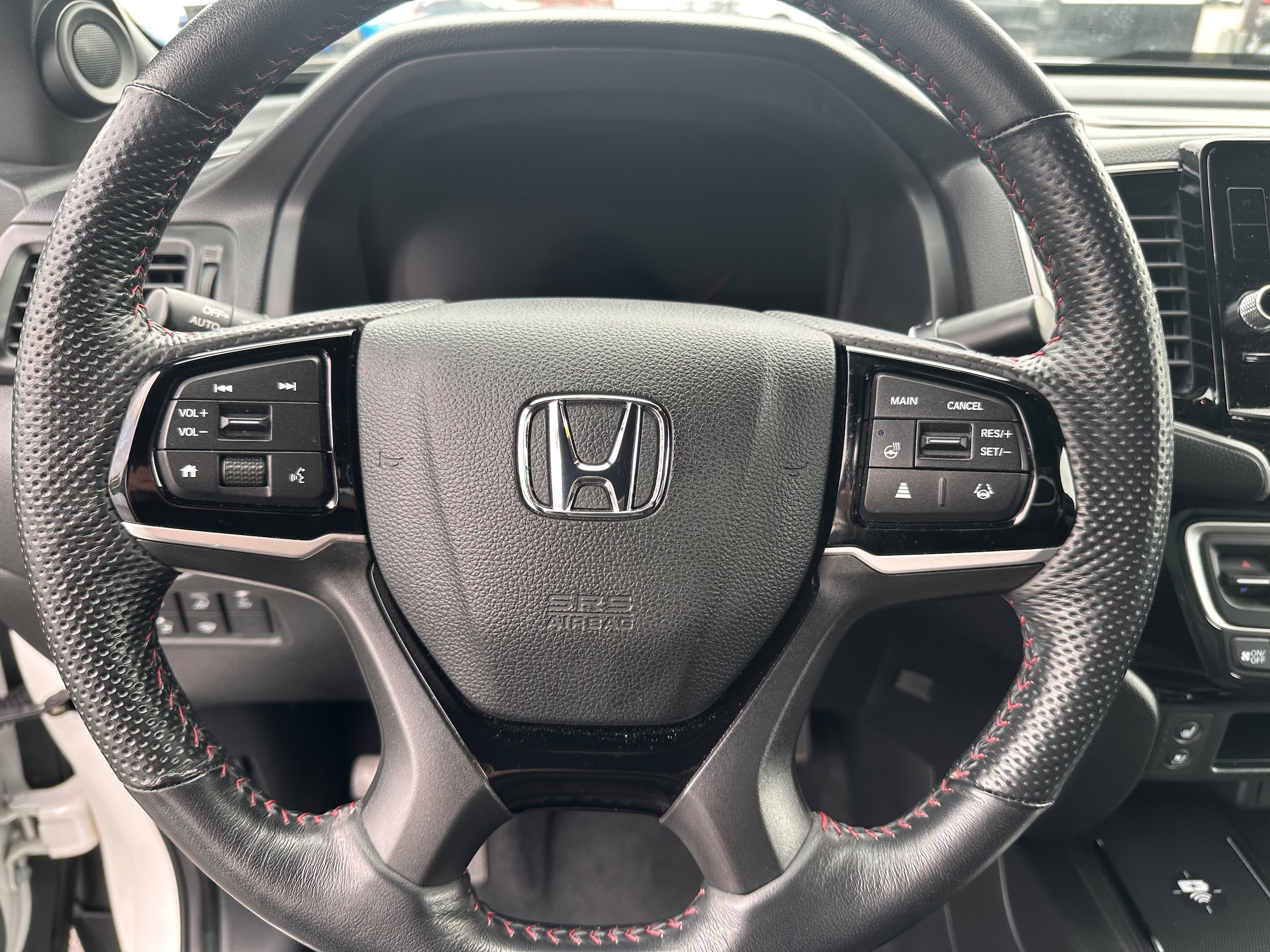 2024 Honda Ridgeline Black Edition - Photo 12