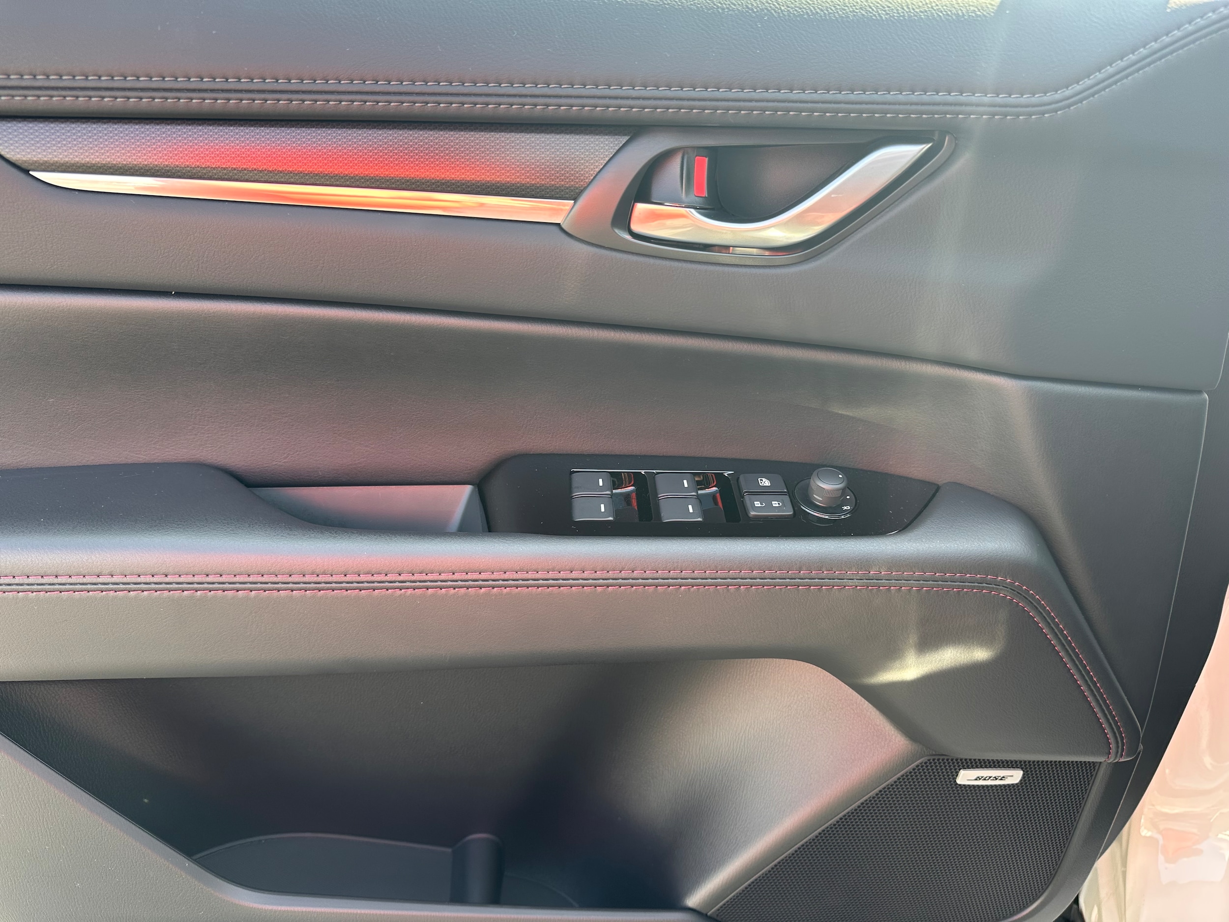 2025 Mazda CX-5 S Carbon Edition - Photo 11