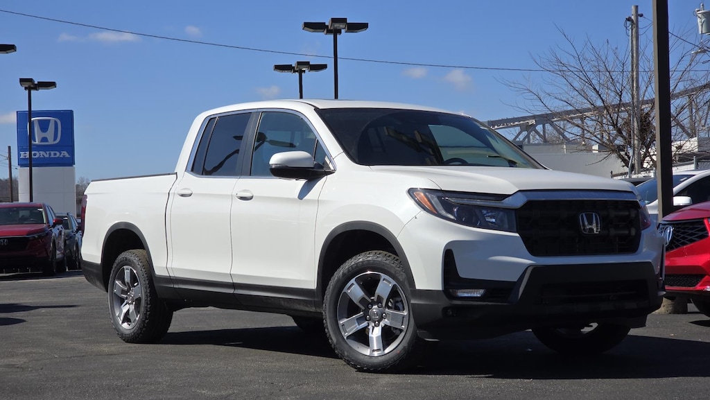 New 2026 Honda Ridgeline RTL Truck Crew Cab