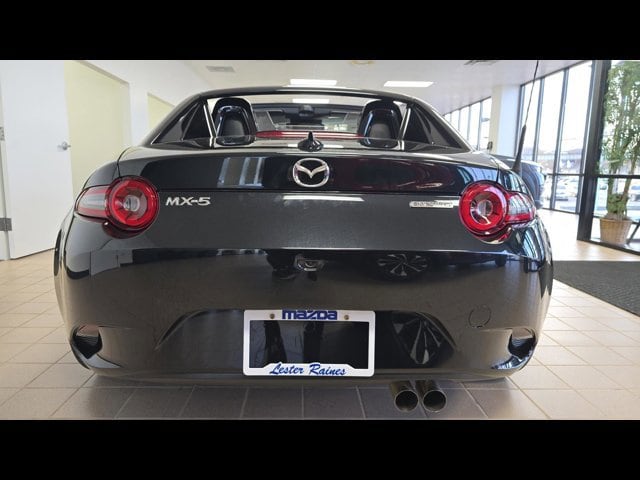 2025 Mazda MX-5 Miata RF Grand Touring - Photo 9