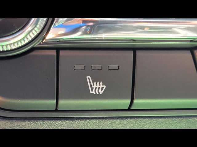 2025 Mazda Mazda3 Hatchback 2.5 s Preferred photo 4