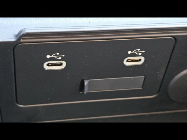 2025 Mazda Mazda3 Sedan 2.5 Select Sport photo 3