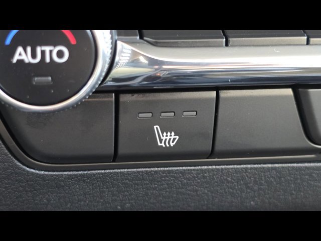 2025 Mazda Mazda3 Sedan 2.5 s Preferred photo 4