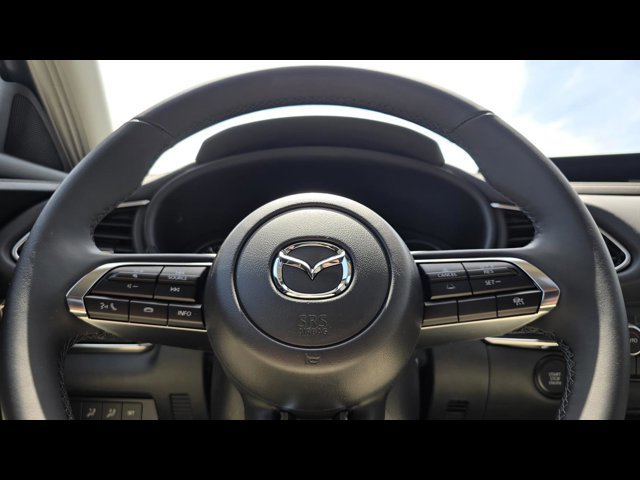 2025 Mazda CX-30 Preferred - Photo 18