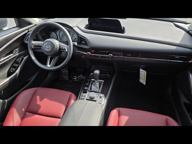 2025 Mazda CX-30 Carbon Edition - Photo 13