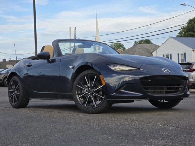 2026 Mazda MX-5 Miata Grand Touring's photo