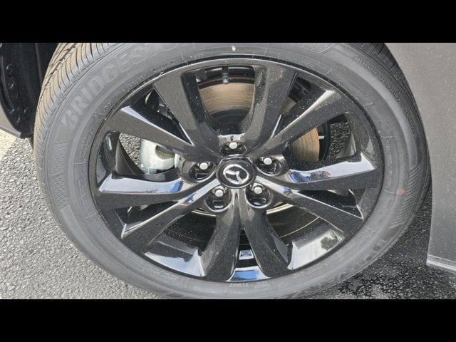 2025 Mazda CX-30 Carbon Edition - Photo 23