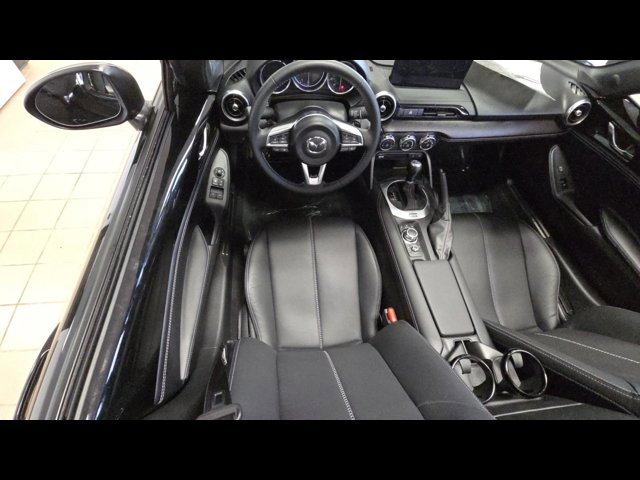 2025 Mazda MX-5 Miata RF Grand Touring - Photo 16