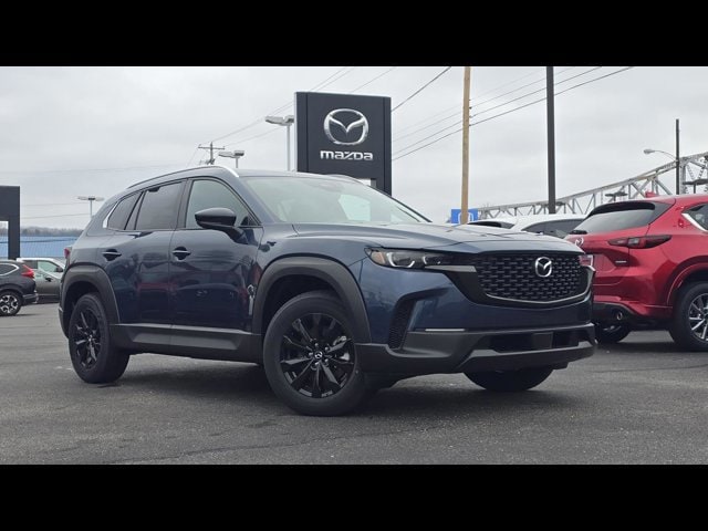2025 Mazda CX-50 Select's photo