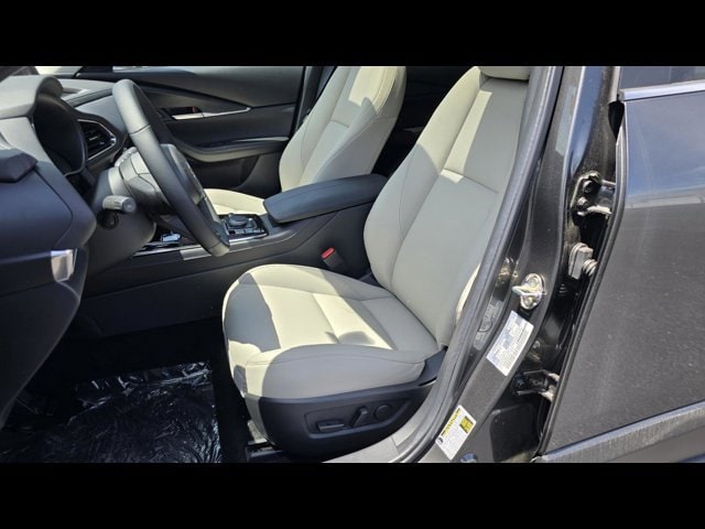 2025 Mazda CX-30 Preferred - Photo 16